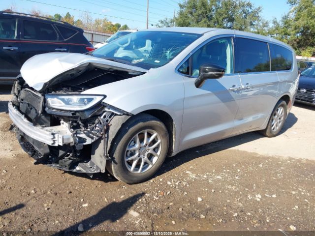 2024 CHRYSLER PACIFICA 2C4RC1BGXRR133012 Photo 1