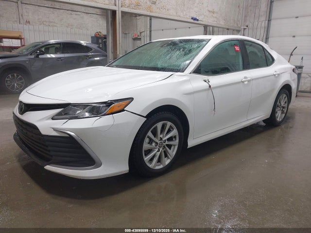 4T1R11BK7PU106842 Toyota CAMRY LE
