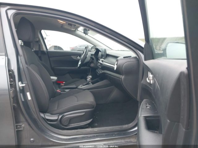 2020 KIA FORTE 3KPF24AD5LE208111 Photo 4