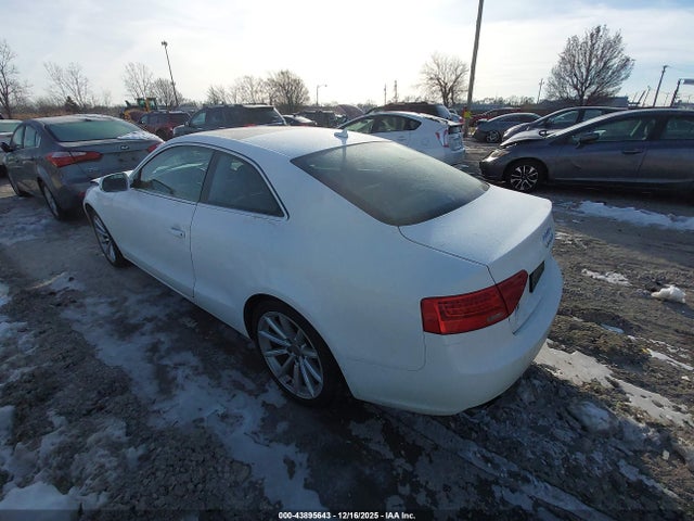 2015 AUDI A5 WAUCFAFR9FA044800 Photo 2