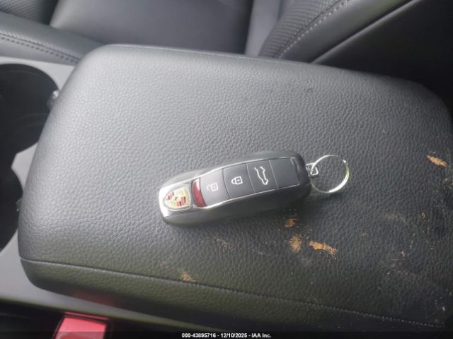 2024 PORSCHE MACAN WP1AA2A58RLB15978 Photo 10