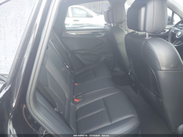 2024 PORSCHE MACAN WP1AA2A58RLB15978 Photo 7