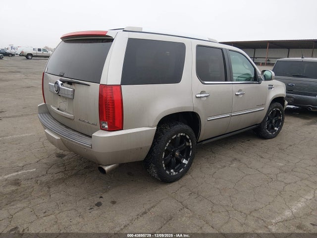 2008 CADILLAC ESCALADE 1GYFK63888R209268 Photo 3