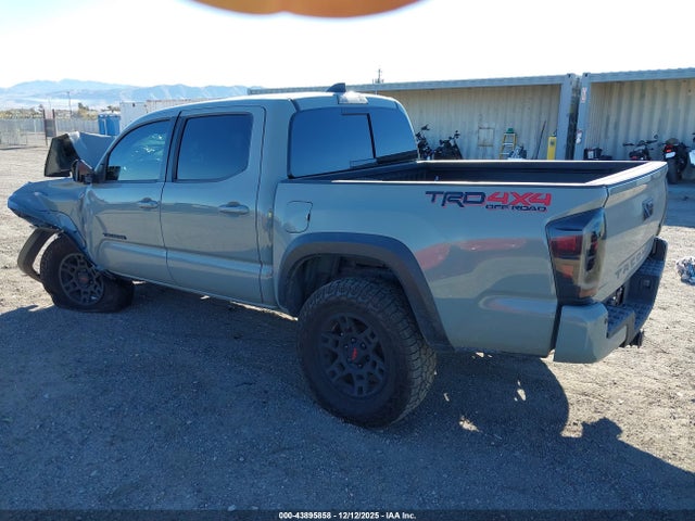 3TMCZ5ANXNM463746 Toyota Tacoma Trd Off Road