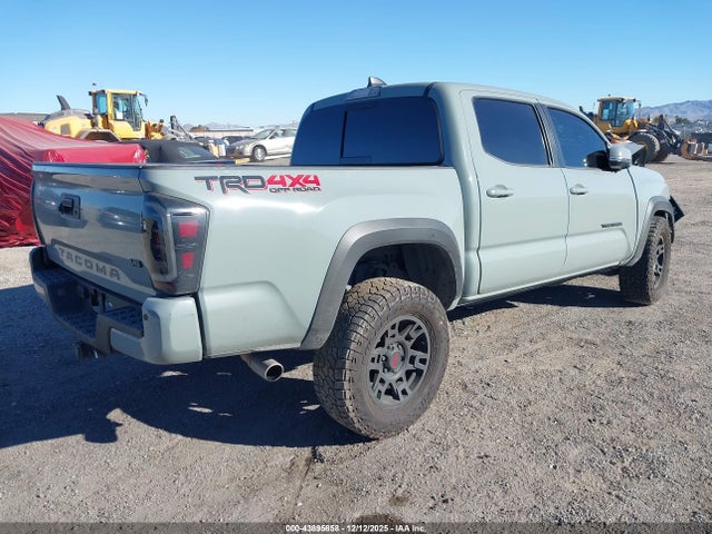 3TMCZ5ANXNM463746 Toyota Tacoma Trd Off Road