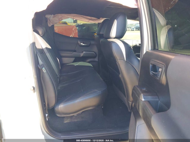 3TMCZ5ANXNM463746 Toyota Tacoma Trd Off Road