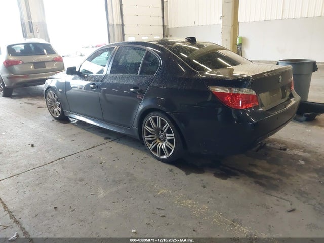 2007 BMW 550I WBANB53507CN93949 Photo 2