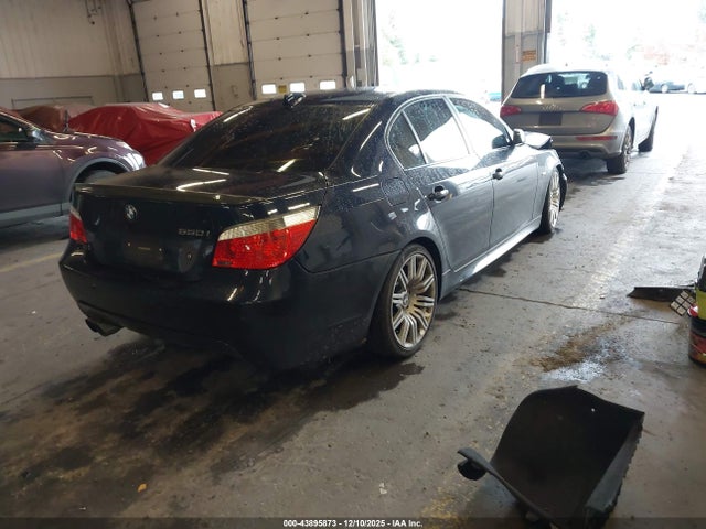 2007 BMW 550I WBANB53507CN93949 Photo 3