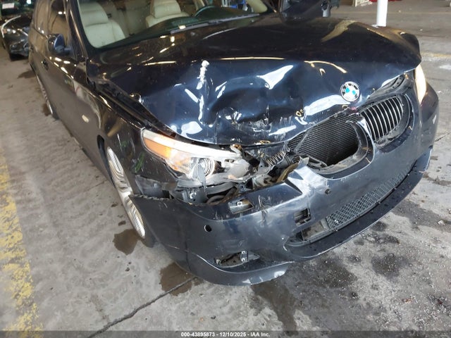 2007 BMW 550I WBANB53507CN93949 Photo 5