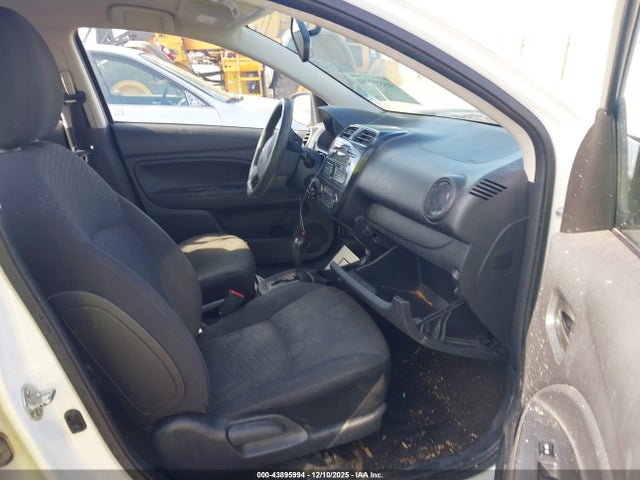 2015 MITSUBISHI MIRAGE ML32A3HJ8FH044331 Photo 4