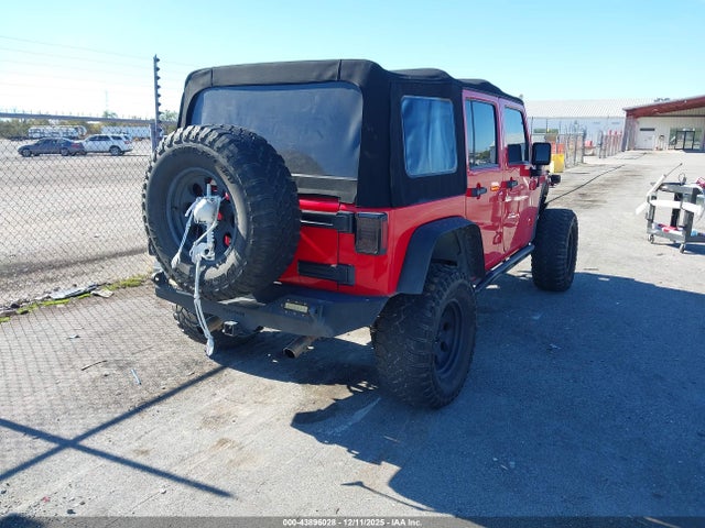 1C4BJWDG4FL542404 Jeep Wrangler Unlimited Sport