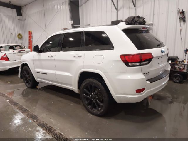 2018 JEEP GRAND CHEROKEE 1C4RJFAG8JC203981 Photo 2