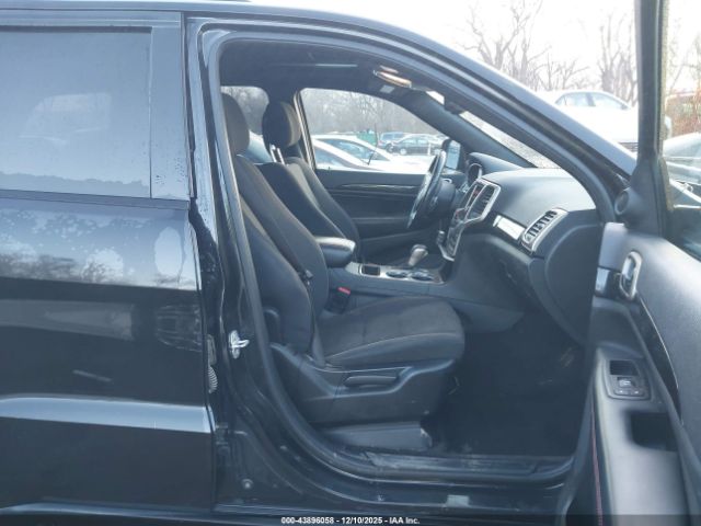 2016 JEEP GRAND CHEROKEE 1C4RJFAG3GC452732 Photo 4