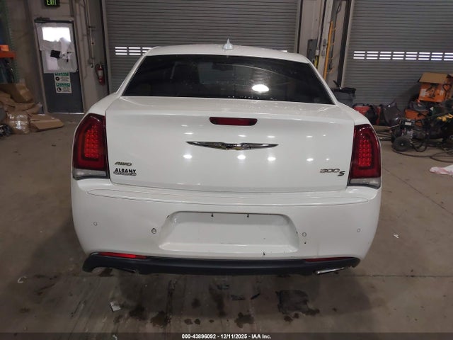 Chrysler 300 300s 2015 2C3CCAGG1FH763845 Image 16