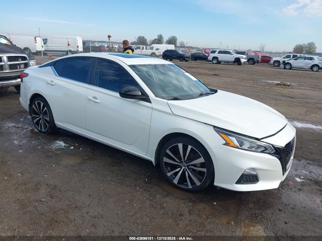 2021 Nissan Altima Sr Fwd მანქანა იყიდება აუქციონზე, vin: 1N4BL4CV6MN304219, აუქციონის ნომერი: 43896101
