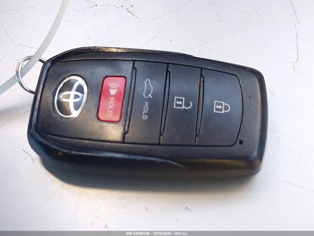 JTDBCMFE1R3033059 Toyota Corolla Hybrid Le