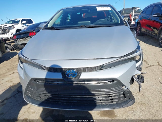 JTDBCMFE1R3033059 Toyota Corolla Hybrid Le