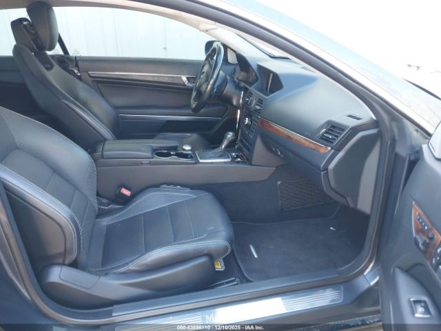 2010 MERCEDES-BENZ E 550 WDDKJ7CB3AF019612 Photo 4