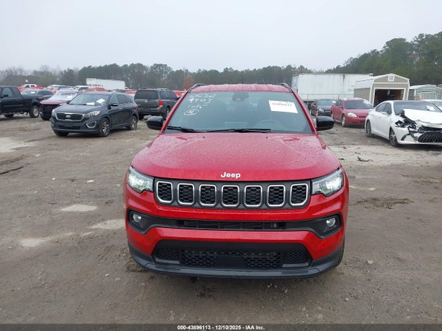 Jeep Compass Latitude 4x4 2025 3C4NJDBN7ST579903 Image 12