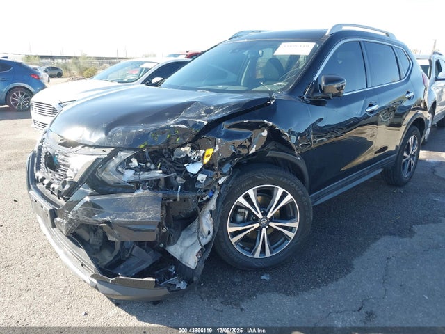 5N1AT2MV6LC795843 Nissan Rogue Sv Intelligent Awd