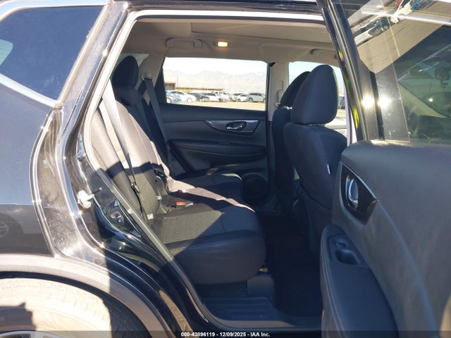 5N1AT2MV6LC795843 Nissan Rogue Sv Intelligent Awd