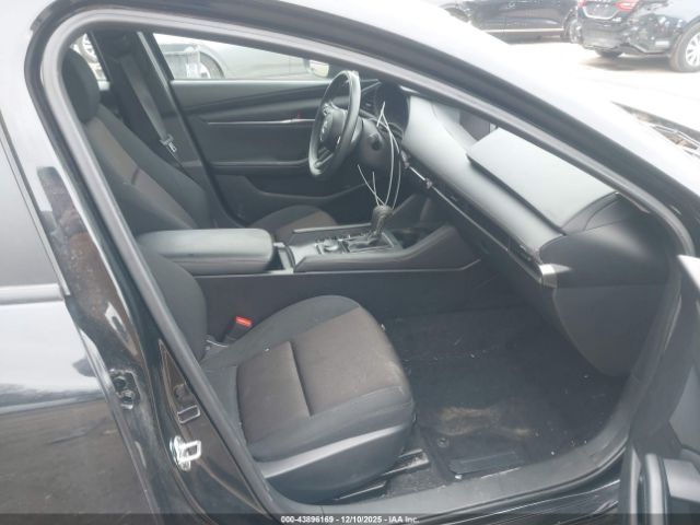 2022 MAZDA MAZDA3 3MZBPAA72NM307368 Photo 4