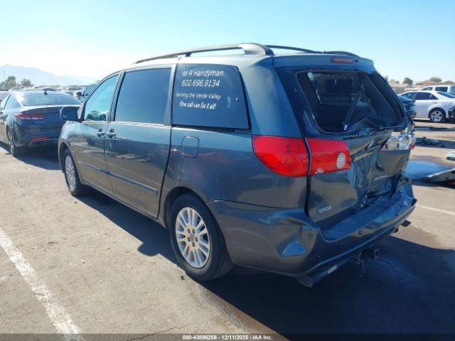 2010 TOYOTA SIENNA 5TDYK4CC5AS318334 Photo 2