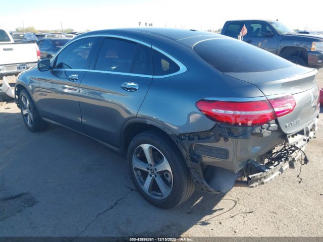 2017 MERCEDES-BENZ GLC 300 COUPE WDC0J4KB1HF257027 Photo 2