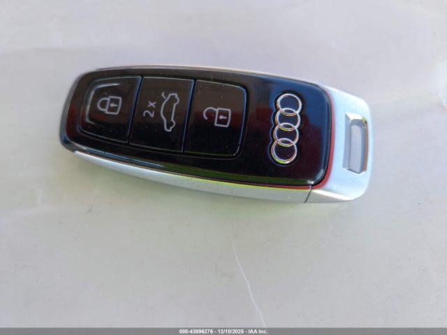 2024 AUDI Q8 E-TRON WA15AAGE8RB026318 Photo 10