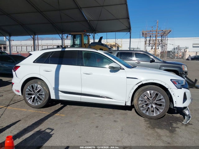 Audi Q8 E-tron Premium Plus Quattro 2024 WA15AAGE8RB026318 Image 13