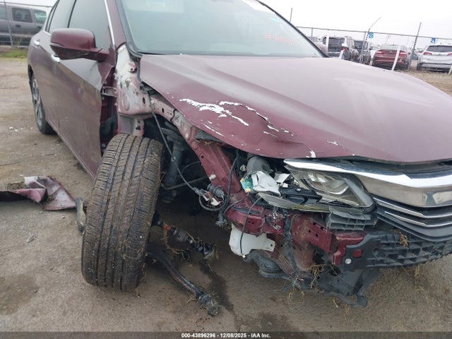 Auction sale of the 2017 Honda Accord Ex-l, vin: 1HGCR2F85HA306663, lot number: 43896296