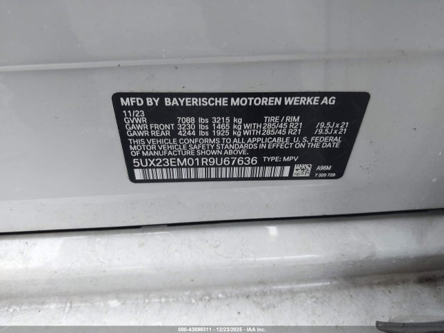 2024 BMW X7 5UX23EM01R9U67636 Photo 8