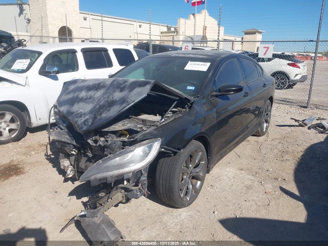 2016 Chrysler 200 S მანქანა იყიდება აუქციონზე, vin: 1C3CCCBB4GN158007, აუქციონის ნომერი: 43896400