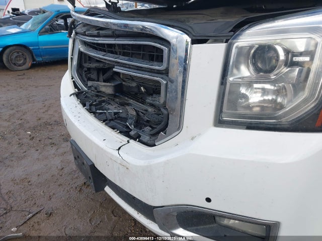 43896413 :رقم المزاد ، 1GKS2FKC0HR328981 vin ، 2017 Gmc Yukon Xl Sle مزاد بيع