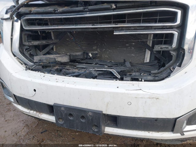 43896413 :رقم المزاد ، 1GKS2FKC0HR328981 vin ، 2017 Gmc Yukon Xl Sle مزاد بيع