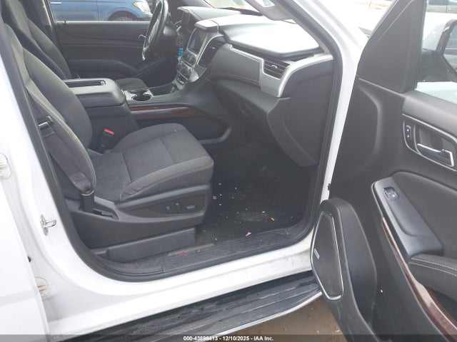 2017 GMC YUKON XL 1GKS2FKC0HR328981 Photo 4