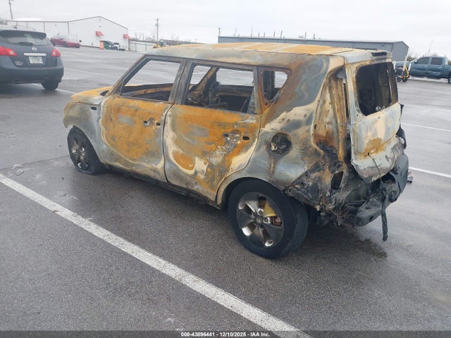 KIA Soul 2015 KNDJN2A20F7217176 Image 3