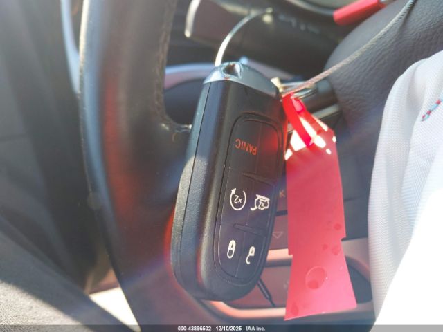 2019 JEEP CHEROKEE 1C4PJMDN2KD342585 Photo 10