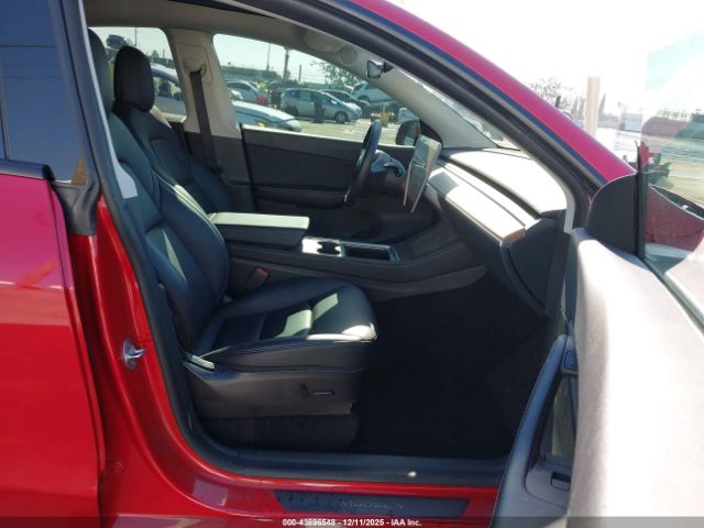 2022 TESLA MODEL Y 7SAYGDEF3NF454872 Photo 4