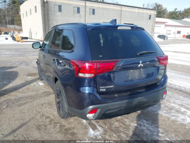 2020 MITSUBISHI OUTLANDER JA4AD3A31LZ035630 Photo 2