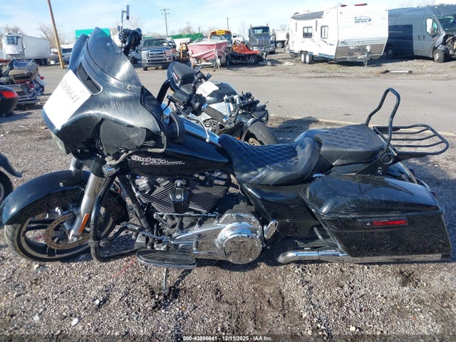 1HD1KBC11HB629912 Harley-Davidson Flhx Street Glide