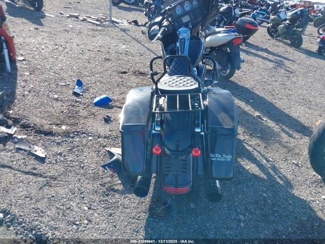 1HD1KBC11HB629912 Harley-Davidson Flhx Street Glide
