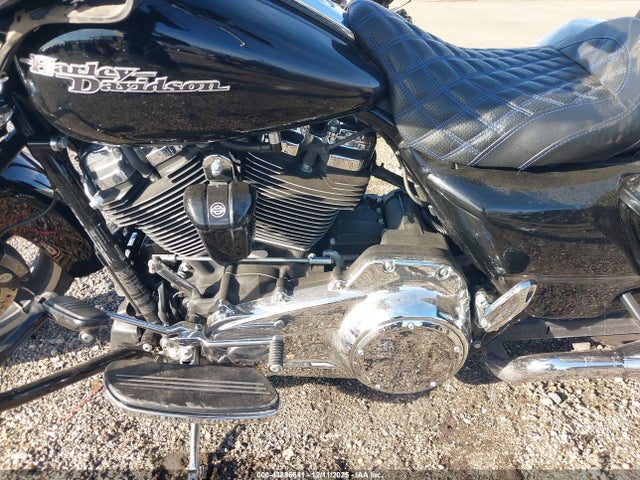 1HD1KBC11HB629912 Harley-Davidson Flhx Street Glide