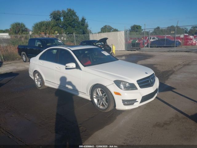 2014 MERCEDES-BENZ C 250 WDDGF4HB6ER314397