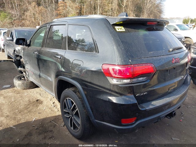 2020 JEEP GRAND CHEROKEE 1C4RJFLG9LC347068 Photo 2