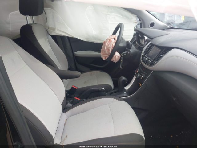 2022 CHEVROLET TRAX KL7CJKSM3NB544488 Photo 4