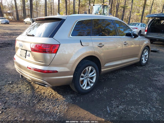 2018 AUDI Q7 WA1LHAF79JD002575 Photo 3