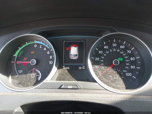 WVWKP7AUXGW916819 Volkswagen E-golf Se