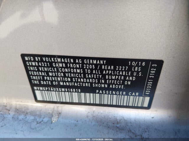 WVWKP7AUXGW916819 Volkswagen E-golf Se
