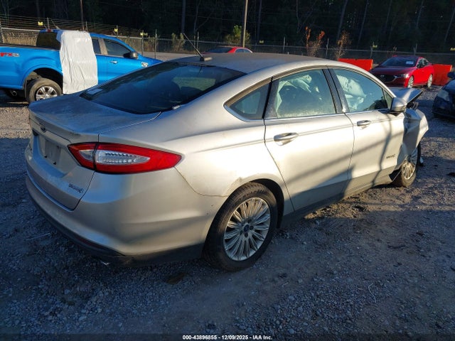 Ford Fusion Hybrid S 2015 3FA6P0UU3FR208892 Image 4